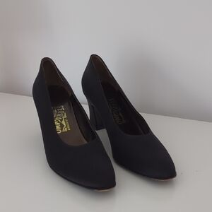 Salvatore Ferragamo Women's Black Pumps